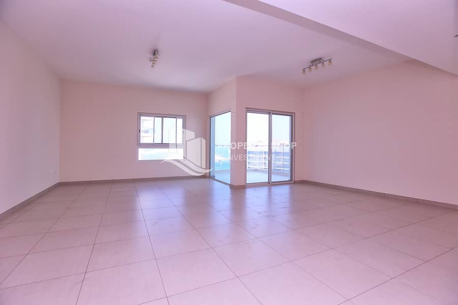 7 3-bedroom-apartment-al-reem-island-Shams-abu-dhabi-amaya-tower-living-dining. JPG