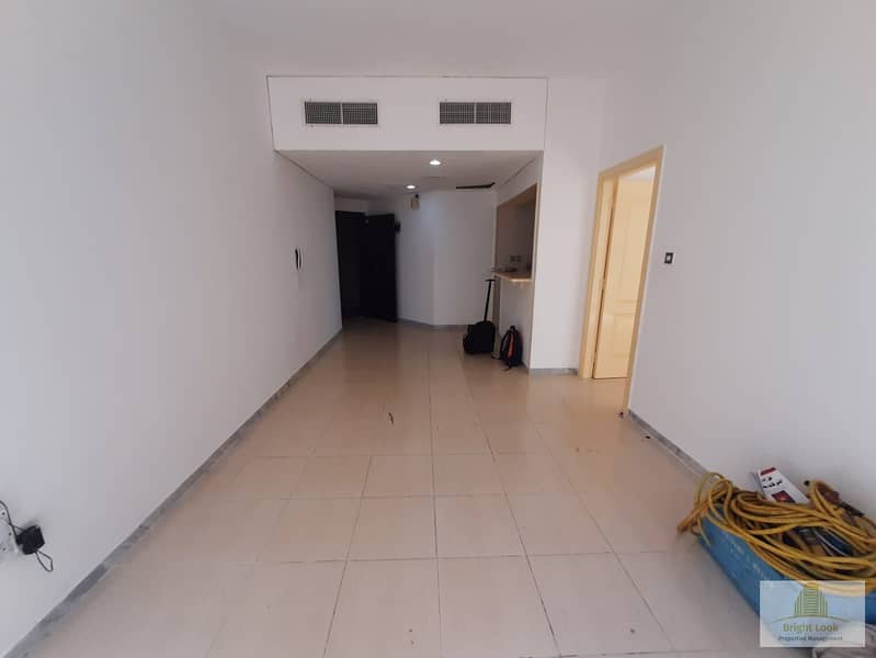 Well Maintained 1BHK Apartment with balcony in 39000/year in 4 payments Well Maintained 1BHK Apartment with balcony in 39000/year in 4 payments