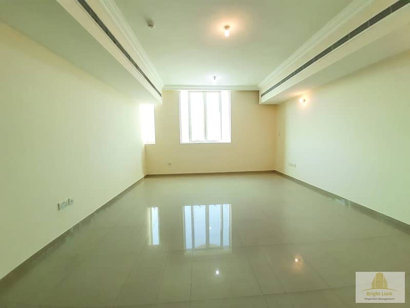 شقة في شارع السلام 3 غرف 75000 درهم - 8142175 شقة في شارع السلام 3 غرف 75000 درهم - 8142175