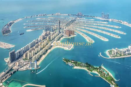 4 Bedroom Apartment for Sale in Palm Jumeirah, Dubai - Luxury Waterfront Project | Ultra-Modern | ROI