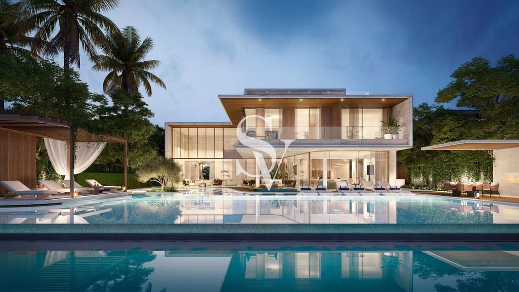 Opulent Mansion |Bespoke Design |Private Beach