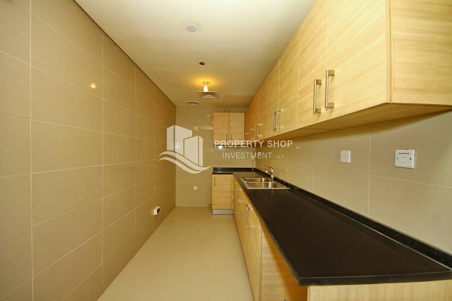 4 1-bedroom-apartment-al-reem-island-marina-square-tala-tower-kitchen. JPG