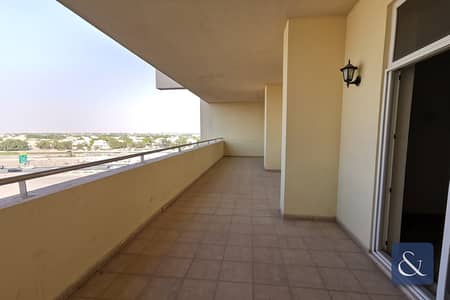 2 Bedroom Apartment for Sale in Motor City, Dubai - Terrace | 2 Beds | 1,801 SqFt | Mid Floor