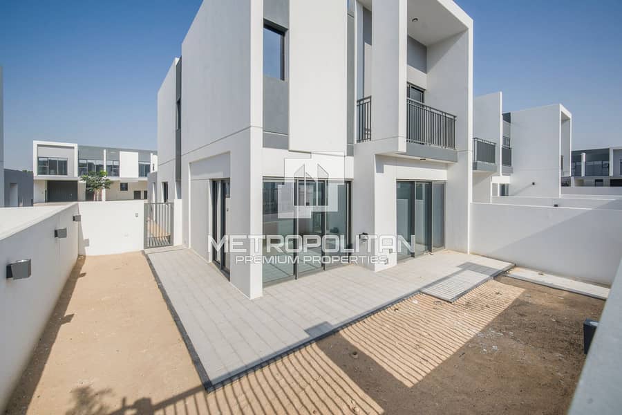 Brand New | Ready To Move in | Near to Pool-Park