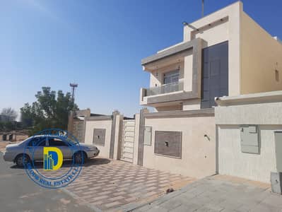 For sale, a villa in Al Helio 1 area, Ajman, super deluxe finishing, 3 rooms, excellent location, large rebound area, at a very special price