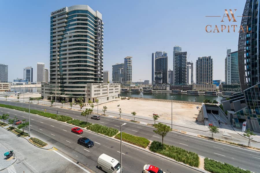 Canal View | Heart of Dubai | Bright Unit