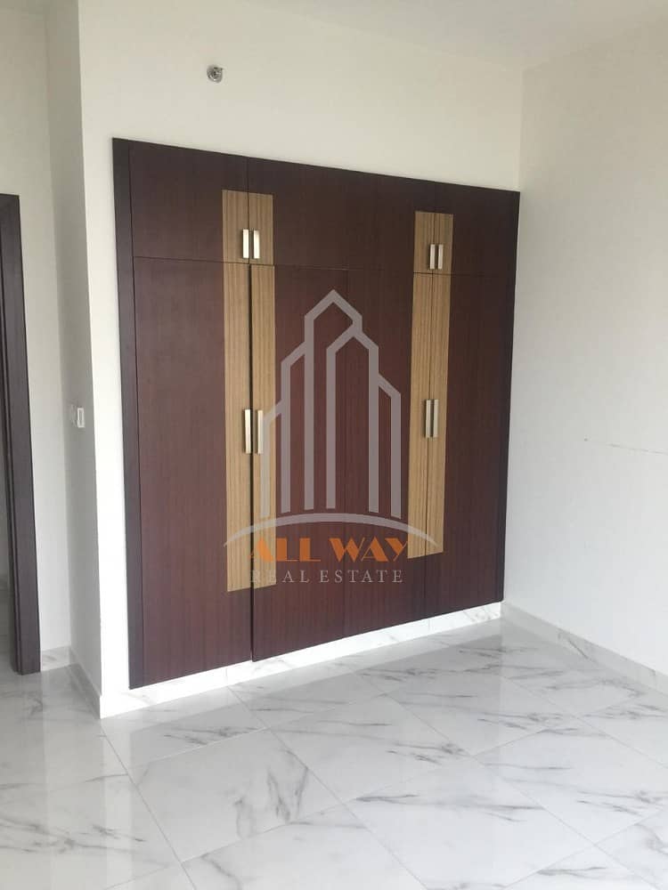 BEST DEAL | 3 Bhk Apartment With Separate Guest Toilet  & Sea View.