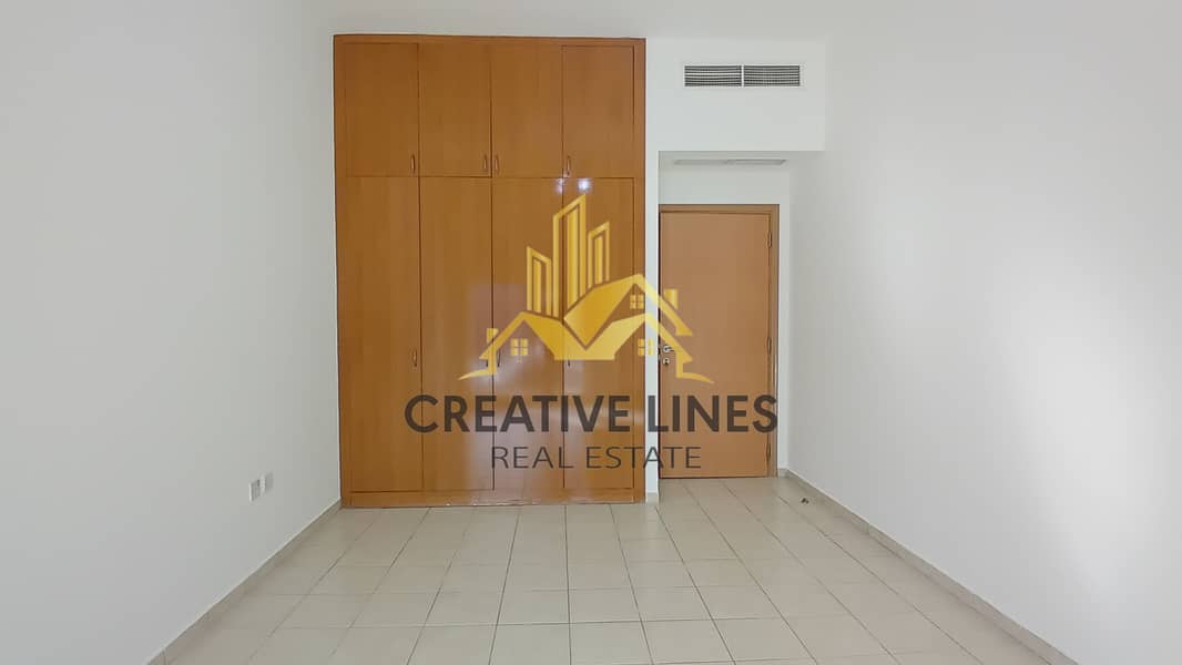 Very large luxury 3bhk apartments, closed to burjman metro station, for family. Very large luxury 3bhk apartments, closed to burjman metro station, for family.