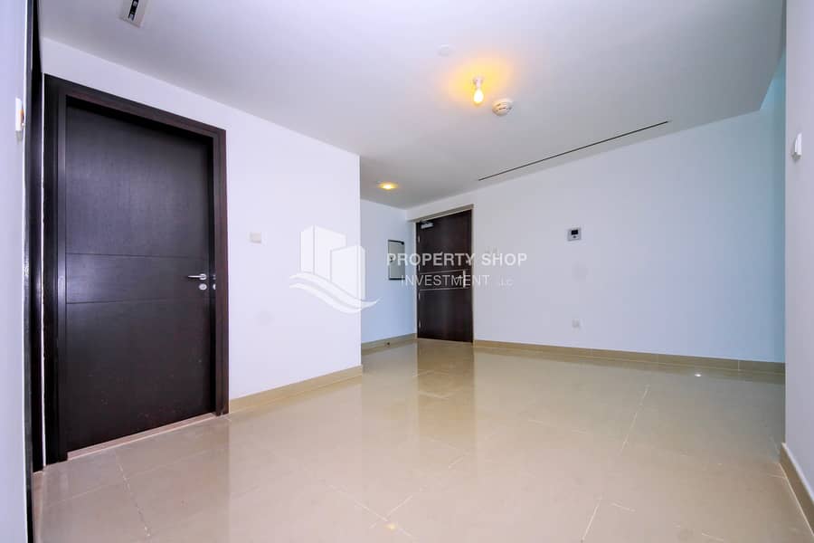 8 2-bedroom-apartment-al-reem-island-shams-abu-dhabi-sky-tower-foyer. JPG