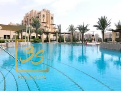 3 Bedroom Apartment for Rent in Remraam, Dubai - Spacious | Maids Room | Private Courtyard