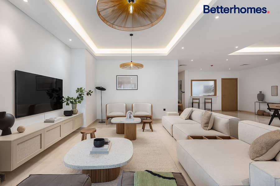 Specious 5bdr Villas with 7 years payment plan Specious 5bdr Villas with 7 years payment plan