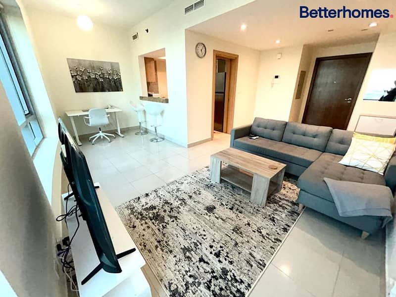 Fully Furnished | Chiller Free | Internet Included Fully Furnished | Chiller Free | Internet Included