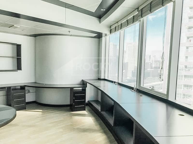 EXCLUSIVE | Fitted Office | Fortune Tower EXCLUSIVE | Fitted Office | Fortune Tower