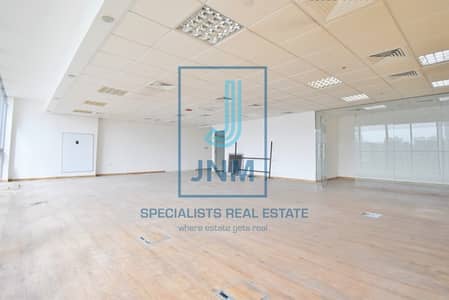 Newest fitted with great view & location Newest fitted with great view & location