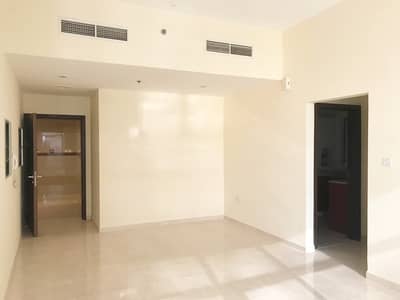 1 Bedroom Apartment for Rent in Dubai Sports City, Dubai - Bright 1 Bedroom Apartment for Rent in Dubai Sports City, Dubai - Bright