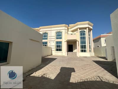 5 Bedroom Villa for Rent in Khalifa City, Abu Dhabi - Private entrance |  5 master bedroom | driver room