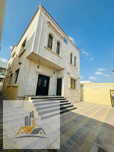 Deceptively beautiful | 5 master bedrooms | Villa available | For rent Al Rawda 2 in Ajman Distinctive villa ready to move in Beautiful master rooms |