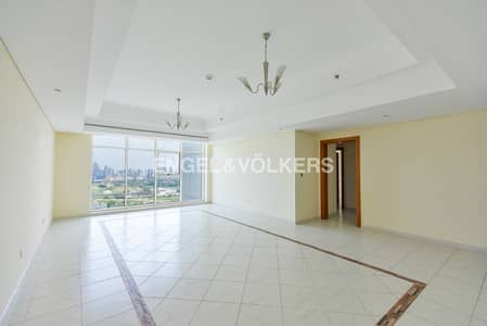 2 Bedroom Flat for Sale in Jumeirah Lake Towers (JLT), Dubai - Vacant|Golf Course & SZR View|High Floor 2 Bedroom Flat for Sale in Jumeirah Lake Towers (JLT), Dubai - Vacant|Golf Course & SZR View|High Floor