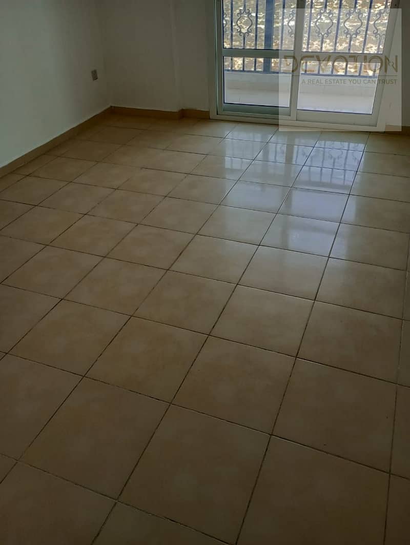 8 280ebdb7-2c08-489d-9e87-f758ef5204d2. jpg