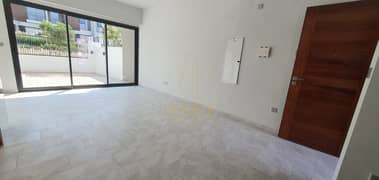 BRAND NEW | 3 BEDROOMS | NEAR TO POOL AND PARK | BACK TO BACK