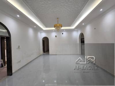 No Deposit Cash! Huge 4br villa in Azra with Majlis + Living room