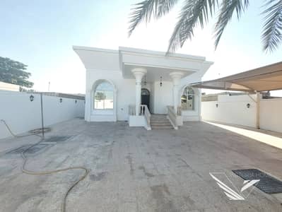 No deposit cash! Spacious 4 bedroom villa with maids room! Al khezima area