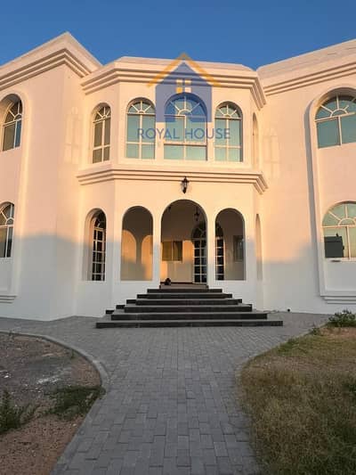 Distinctive villa for sale in Al Falaj