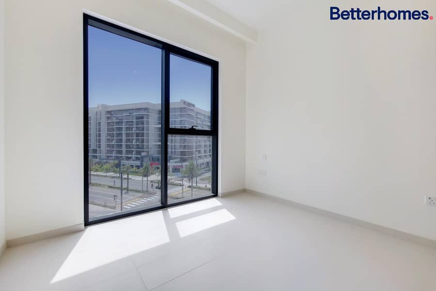 Boulevard view | 7% ROI | Corner unit Boulevard view | 7% ROI | Corner unit