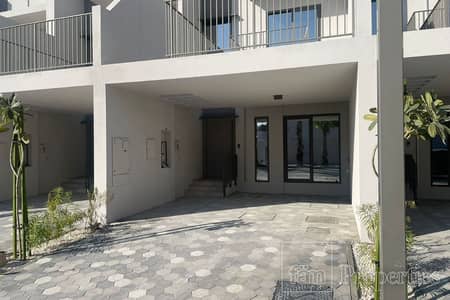 2 Bedroom Townhouse for Sale in Mohammed Bin Rashid City, Dubai - Gated Community | Large Unit | close to Park