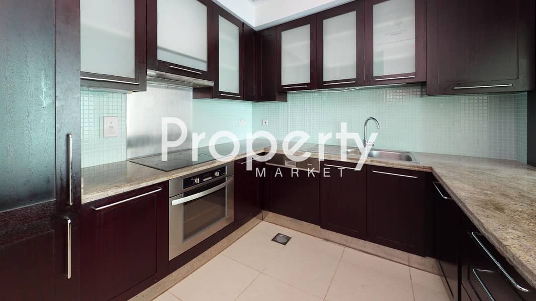 5 The-Views-Tanaro-1BR-Kitchen. jpg