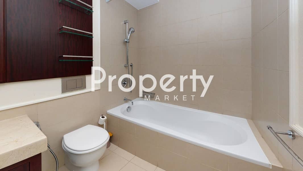 11 The-Views-Tanaro-1BR-Bathroom. jpg