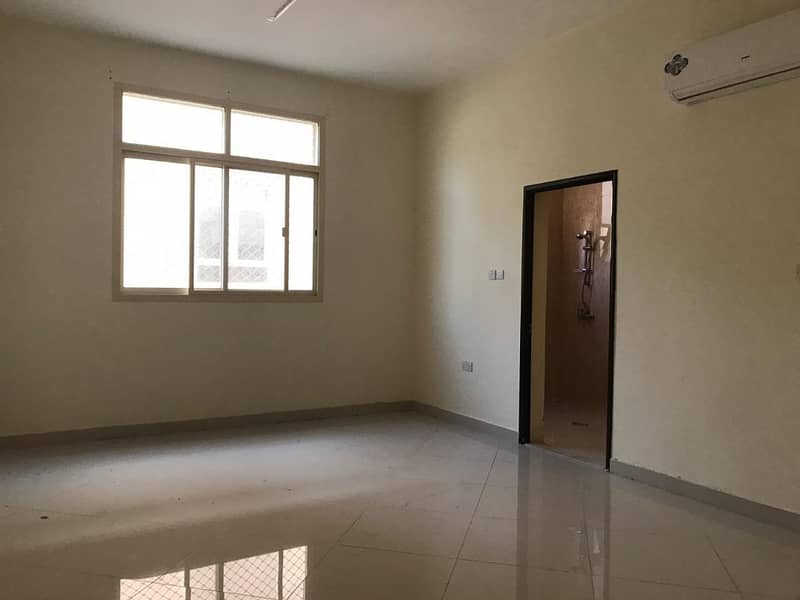 Well Maintained 5BHK (Duplex) with separate entrance & Garden