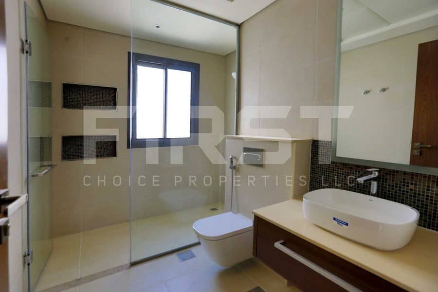 44 Internal Photo of 5 Bedroom Villa in West Yas Yas Island Abu Dhabi UAE (35). jpg