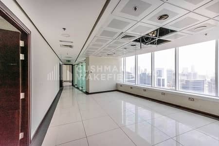 Office for Rent in Business Bay, Dubai - Fitted and Partitioned | High Floor | 10 Parking