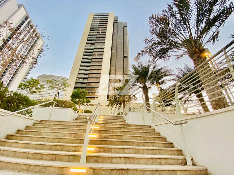 2 BR in Brand New Tower with balcony and sea view