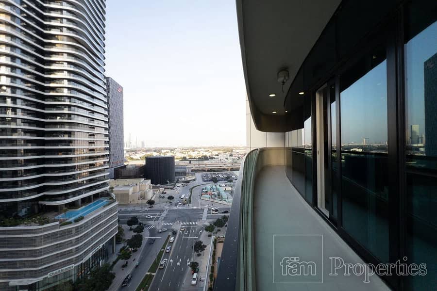 位于迪拜市中心，至尊顶峰大厦（高塔露台） 2 卧室的公寓 190000 AED - 8459750