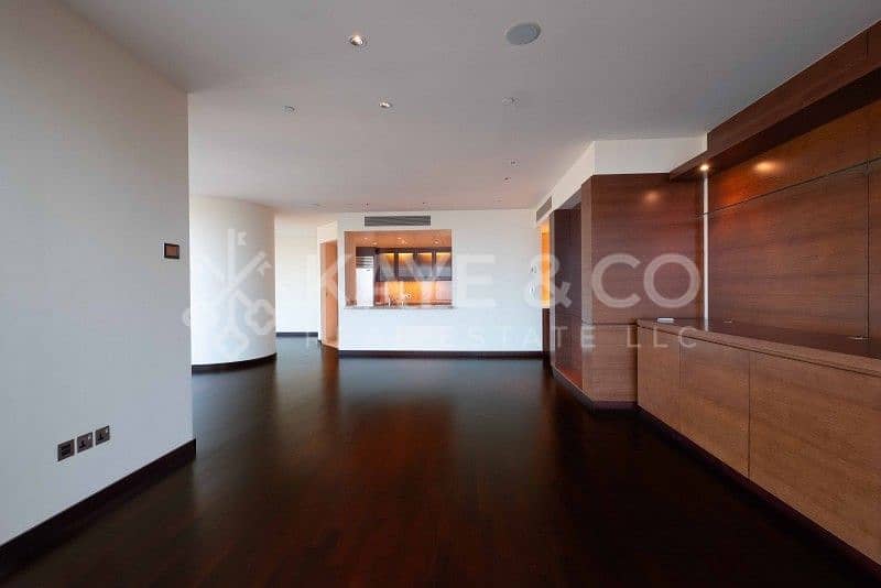 7 Large 3BR+Maids|Massive Master Bedroom|DIFC View