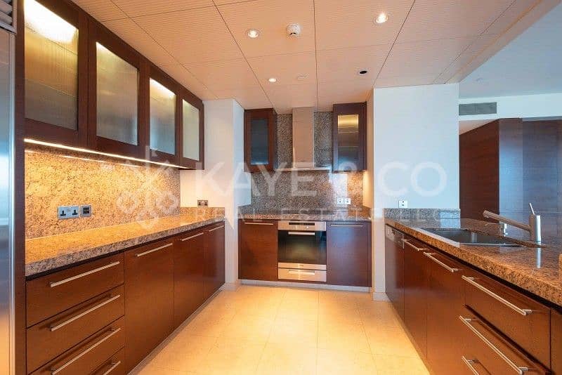 11 Large 3BR+Maids|Massive Master Bedroom|DIFC View
