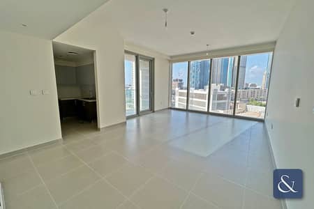 2 Bedroom Flat for Sale in Downtown Dubai, Dubai - Vacant On Transfer | Bright | Corner Unit