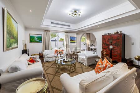 5 Bedroom Villa for Sale in Jumeirah, Dubai - Compound of 4 Villas in Premium Location