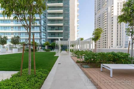 2 Bedroom Apartment for Rent in Dubai Harbour, Dubai - Palm and Sunset Views | High Floor | Private Beach