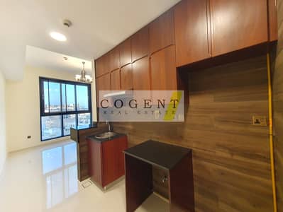 Studio for Rent in Bur Dubai, Dubai - 20240116_171925. jpg