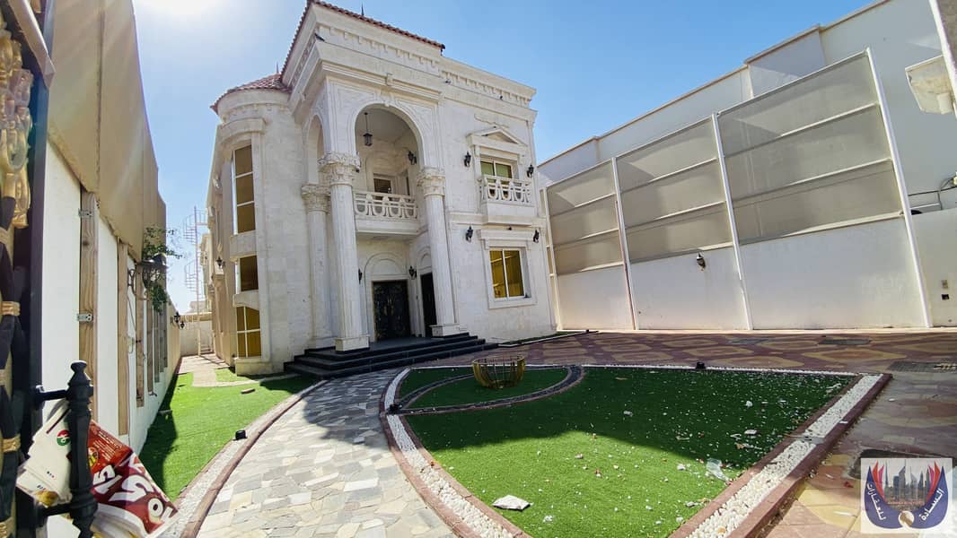For sale a villa in Ajman, Al Rawda 3 area -