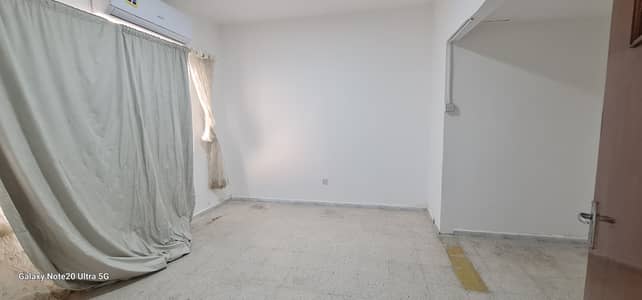 1 Bedroom Flat for Rent in Al Khalidiyah, Abu Dhabi - 20240118_161346. jpg