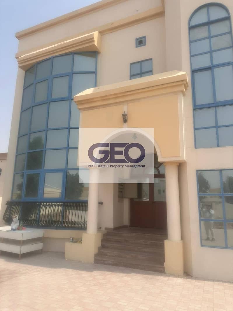 Spacious 5 bedroom 5 Bathroom independent villa Spacious 5 bedroom 5 Bathroom independent villa