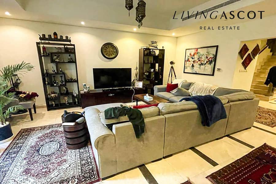 Vacant Now | Single Row|Vastu|View today Vacant Now | Single Row|Vastu|View today