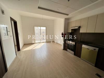 1 Bedroom Apartment for Rent in Remraam, Dubai - With Kitchen Appliances| Ready To Move| Pool View