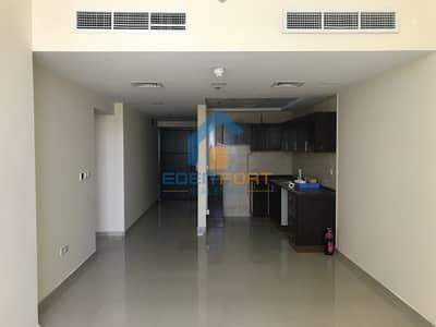 Well maintaned one bedroom unfurnished flat Well maintaned one bedroom unfurnished flat