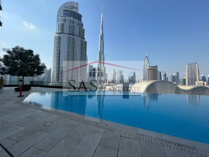 Higher Floor| Burj and Fountain Views| Bright and Spacious|