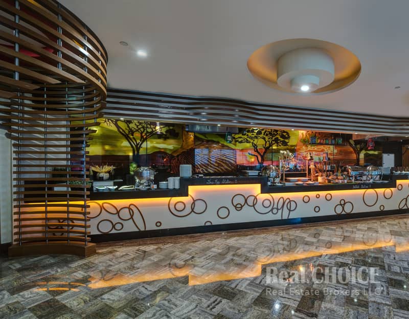 8 Ghaya Grand Hotel Dubai - Red Diamond Live cooking counter. jpg